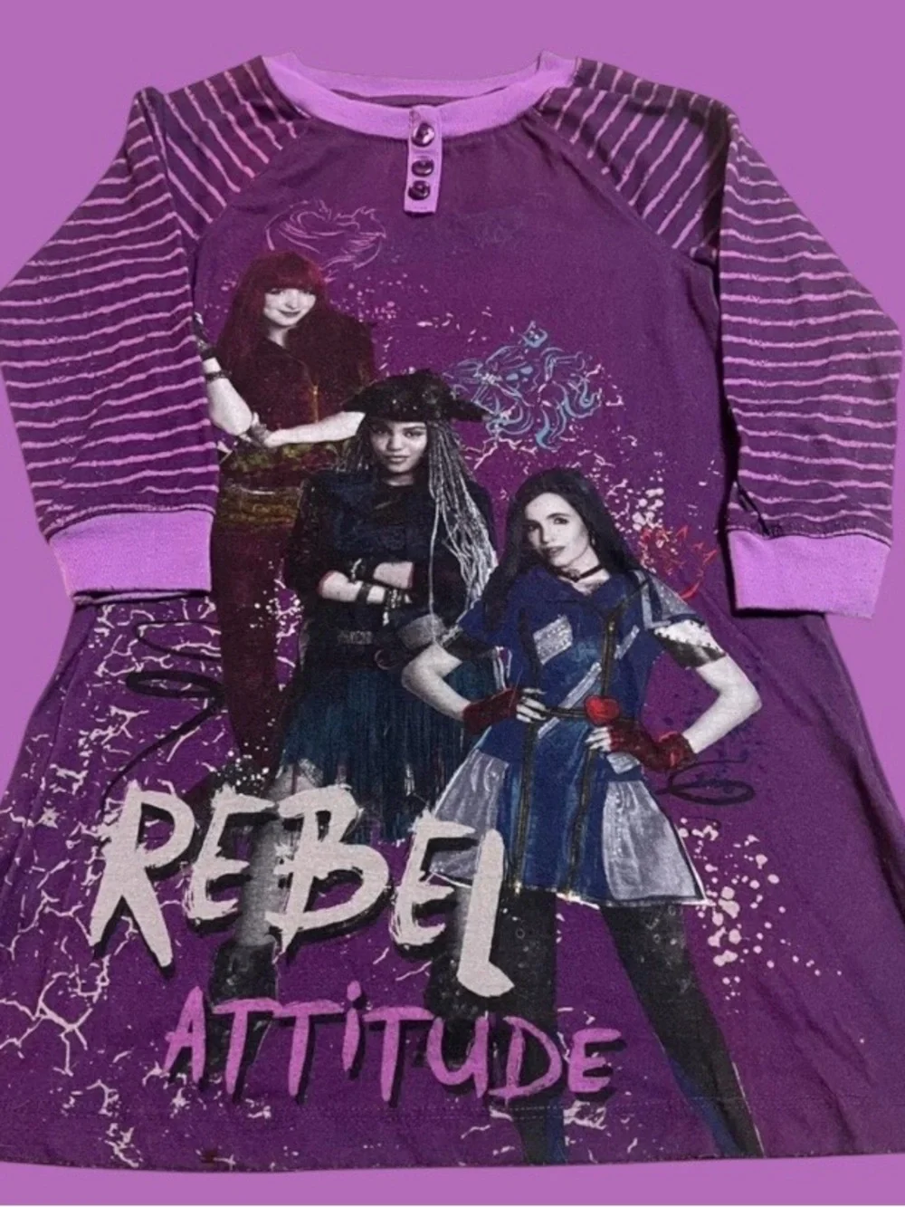 Disney ~ Decendants 2 ~ Girls~ Nightgown ~ Sleep Shirt ~ Size 4~ Rebel Attitude